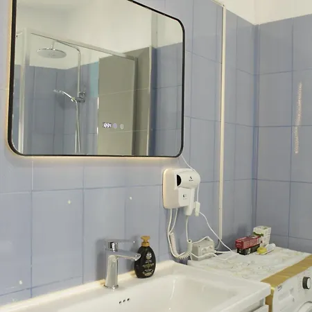 House, Qerret Apartamento *