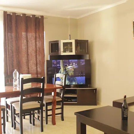 Apartamento House, Qerret *