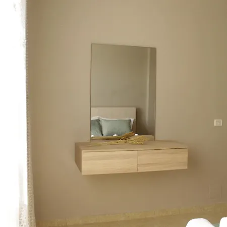 House, Qerret Apartamento